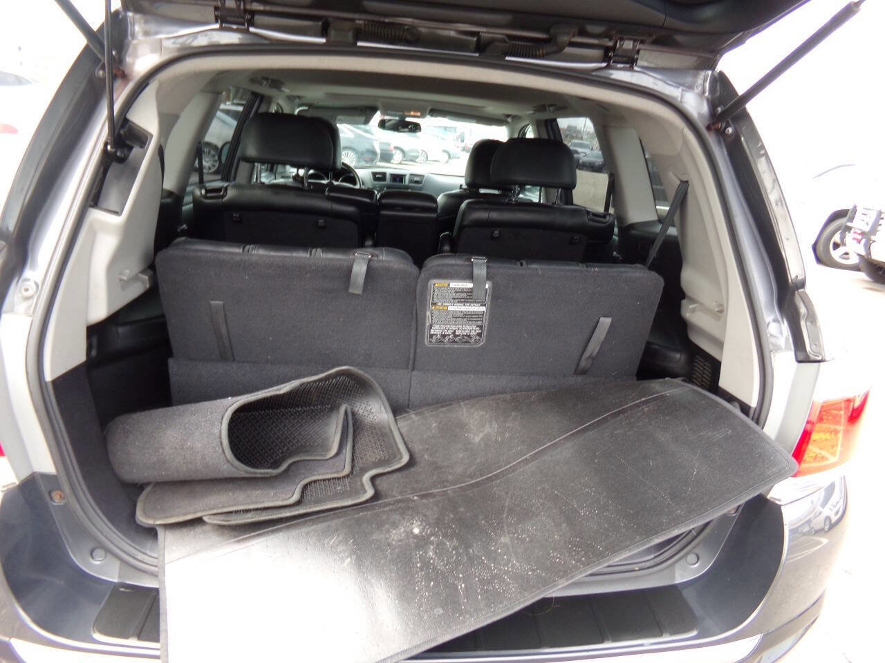 Used 2012 Toyota Highlander SE w/ Tow Pkg image 46