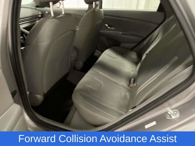 Used 2023 Hyundai Elantra SEL w/ Convenience Package image 10