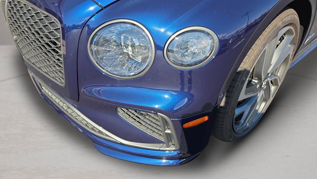 New 2025 Bentley Flying Spur Plug-In Hybrid AWD/4WD image 9