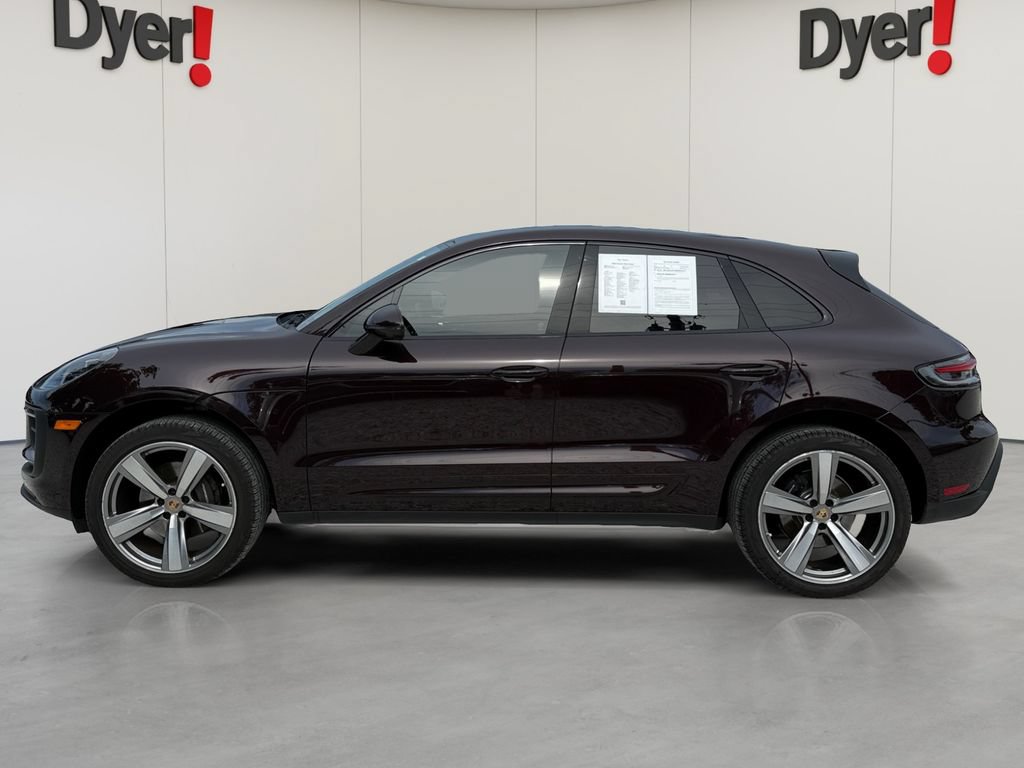 Used 2024 Porsche Macan AWD/4WD image 2