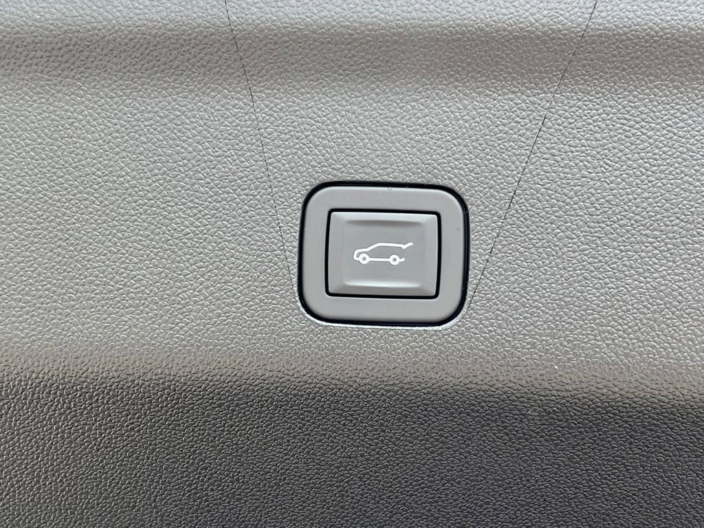New 2025 GMC Yukon XL Denali w/ Denali Reserve Package AWD/4WD image 44