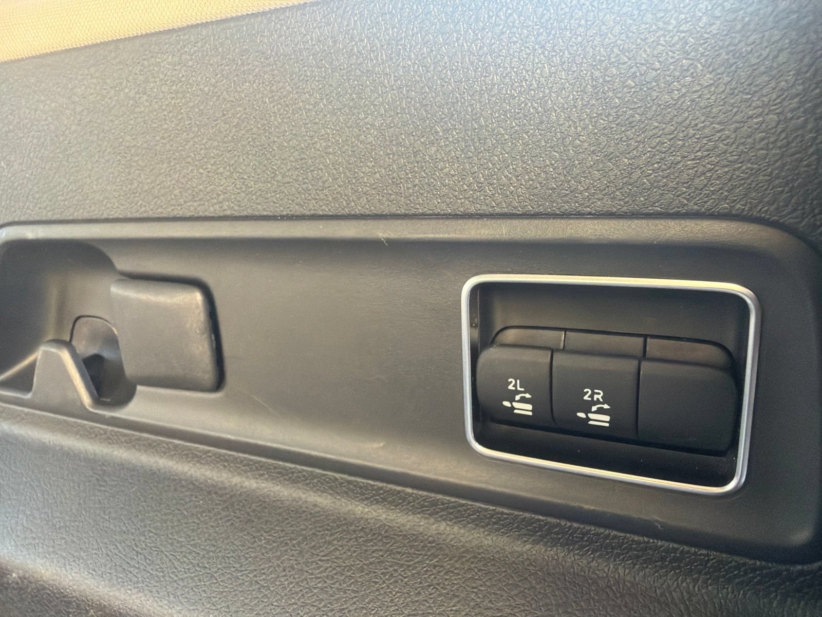 Used 2022 Mercedes-Benz GLE 350 4MATIC image 55