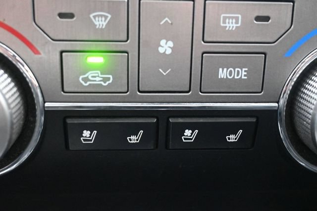 Used 2018 Toyota Tundra Platinum AWD/4WD image 32