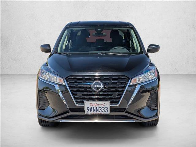 Used 2022 Nissan Kicks S FWD image 2