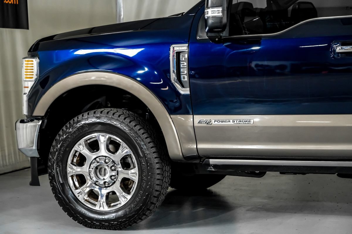 Used 2022 Ford F250 King Ranch w/ King Ranch Ultimate Package AWD/4WD image 12
