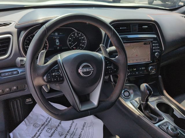 Used 2023 Nissan Maxima SR w/ Sport Mat Group FWD image 13