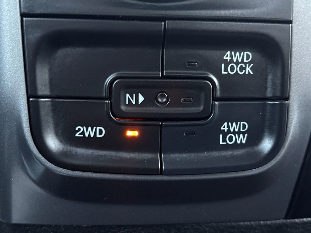 Used 2024 RAM 1500 Classic SLT image 20