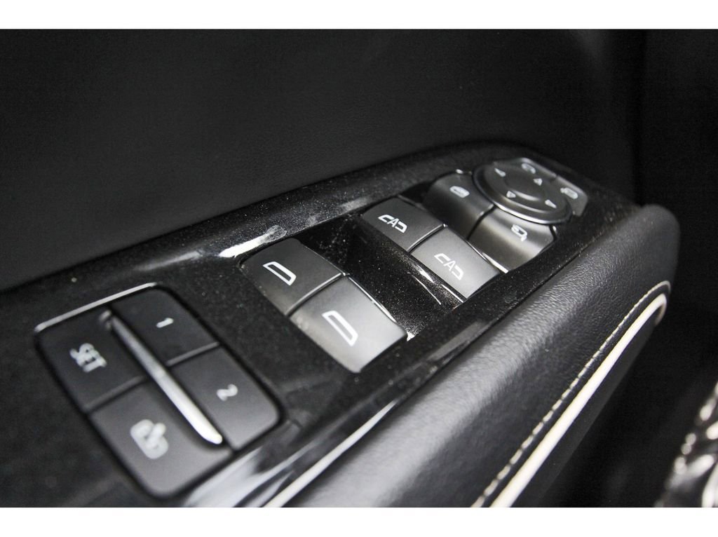Used 2023 Cadillac Escalade ESV Premium Luxury RWD image 21