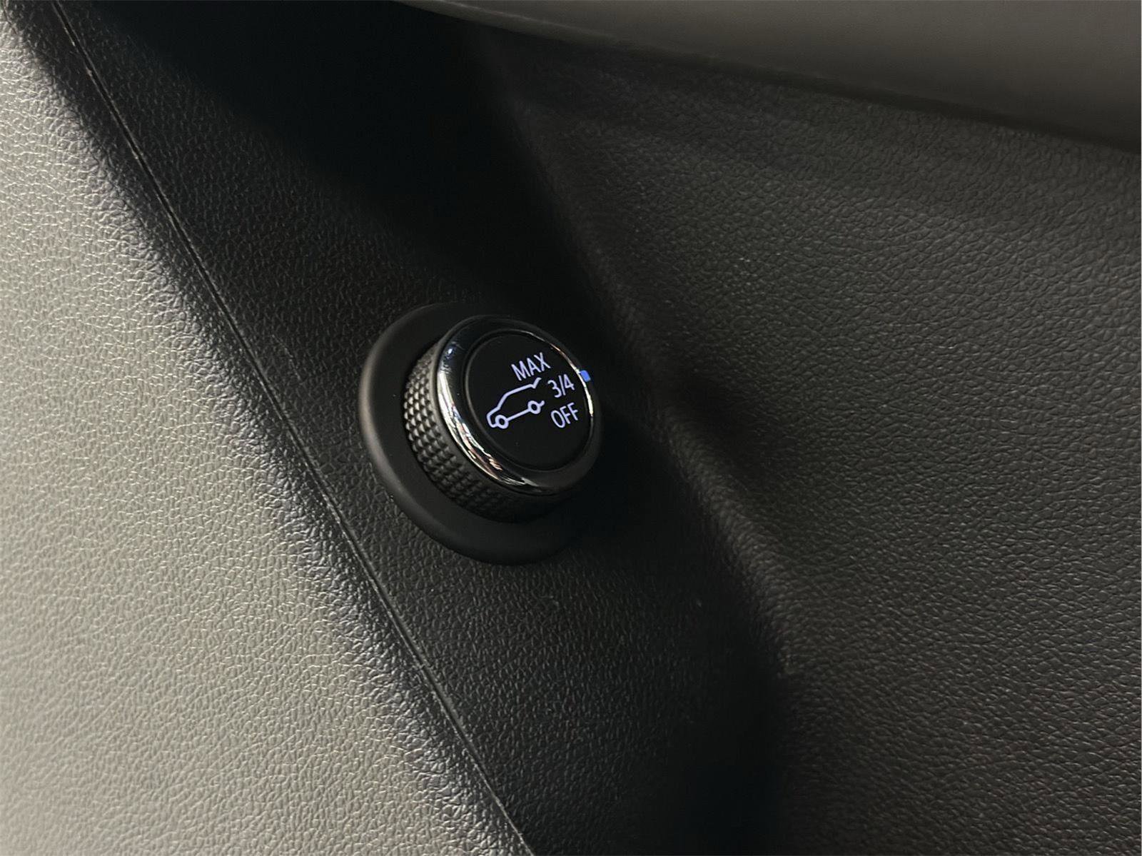 Certified 2020 Cadillac XT6 Premium Luxury w/ Platinum Package image 45