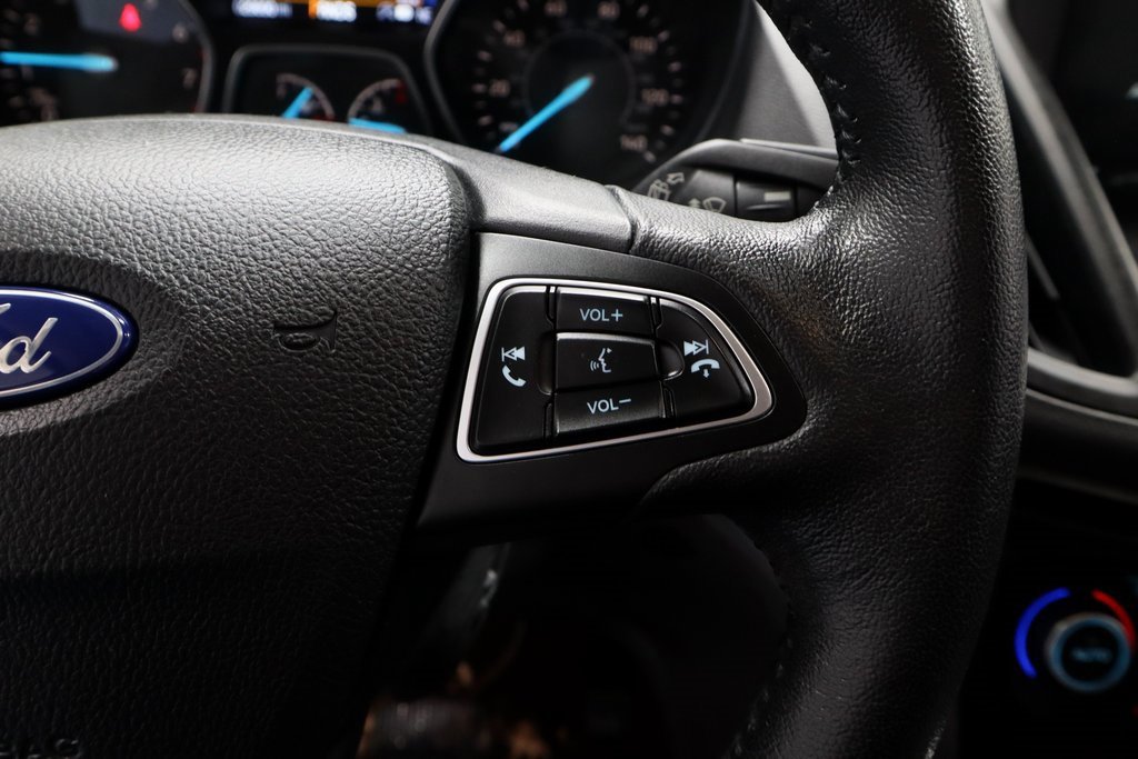 Certified 2019 Ford Escape SEL image 29