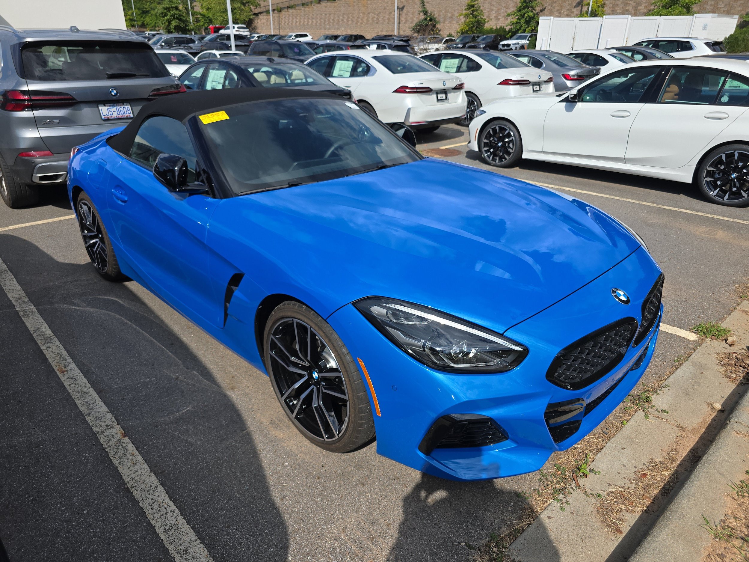 Used 2022 BMW Z4 sDrive30i w/ Premium Package 2