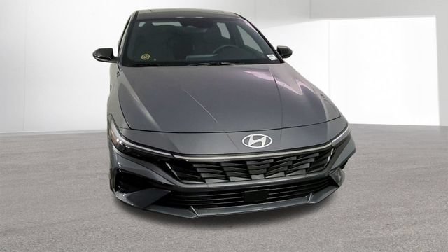 New 2026 Hyundai Elantra SEL Sport Premium FWD image 3