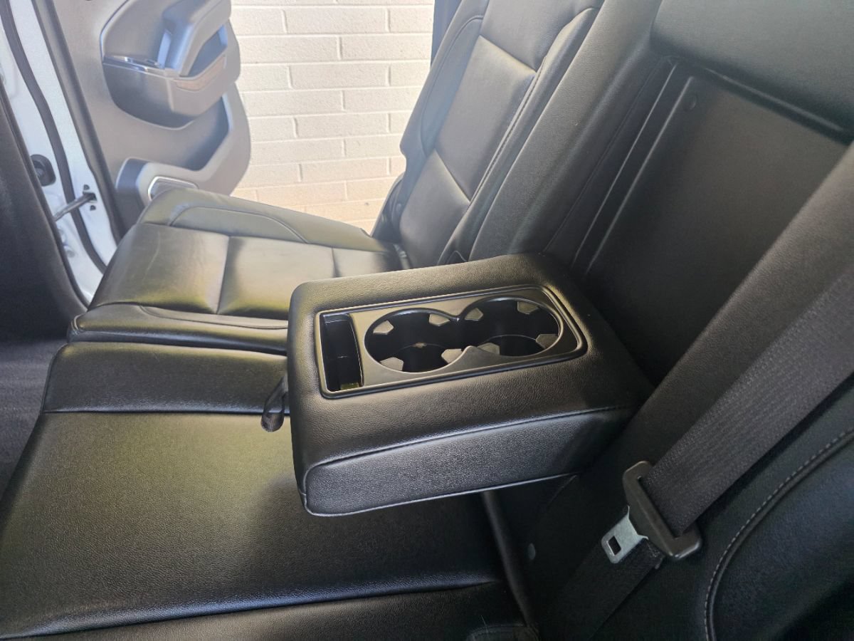 Used 2020 Chevrolet Suburban LT RWD image 21