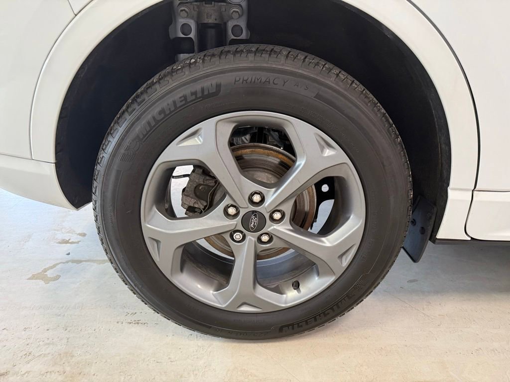 Used 2023 Ford Escape ST-Line w/ Tech Pack #1 AWD/4WD image 11