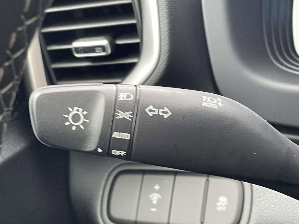 New 2026 Hyundai Venue SEL image 22