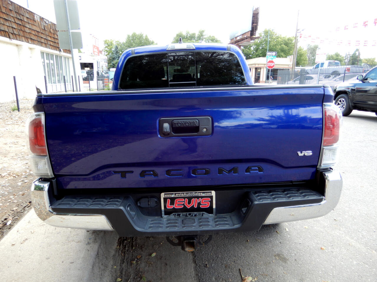 Used 2022 Toyota Tacoma TRD Off-Road image 6