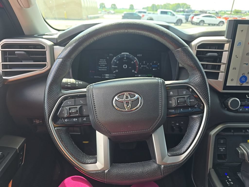 Used 2023 Toyota Tundra Limited AWD/4WD image 4