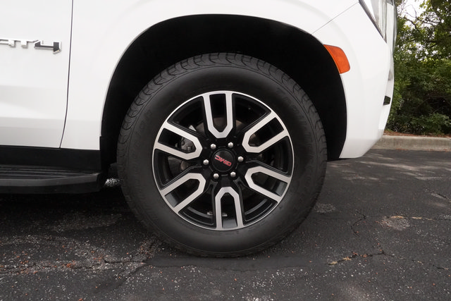Used 2021 GMC Yukon XL AT4 AWD/4WD image 33