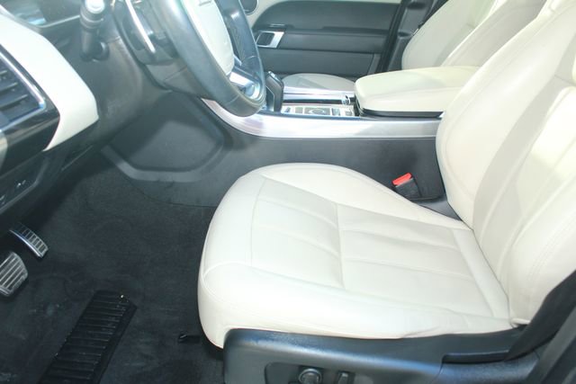 Used 2022 Land Rover Range Rover Sport HSE Silver Edition image 22