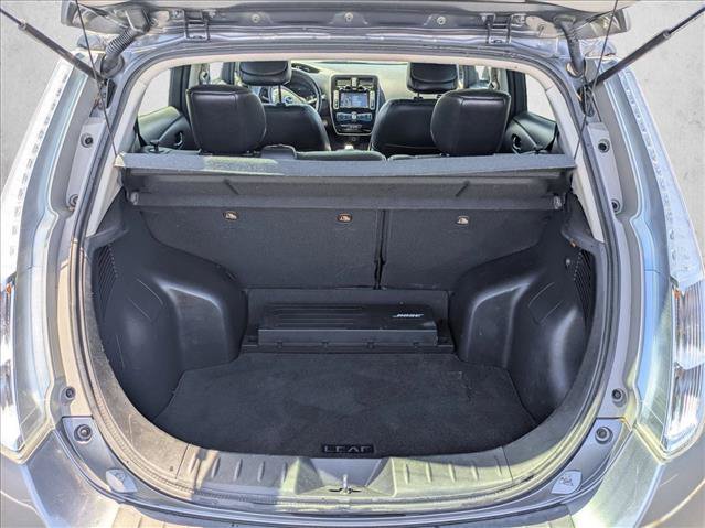 Used 2014 Nissan Leaf SL w/ Premium Package FWD image 6