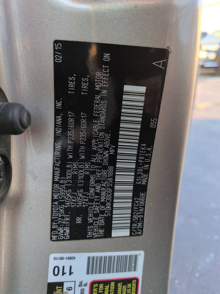 Used 2015 Toyota Sienna LE FWD image 30