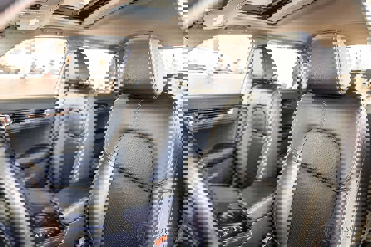 Used 2022 Honda Civic Touring image 17