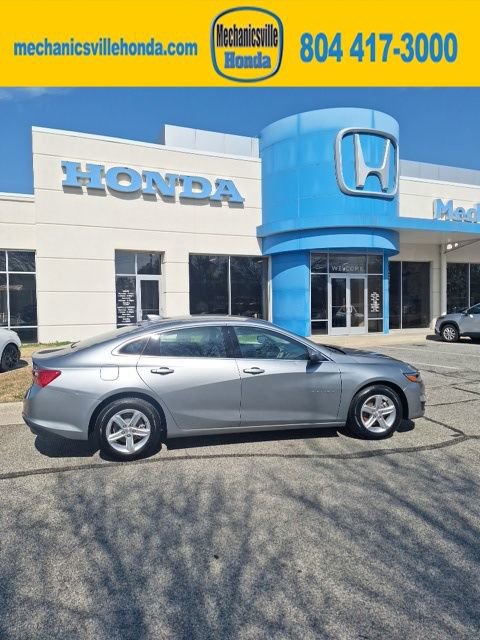 Used 2024 Chevrolet Malibu LT FWD image 1