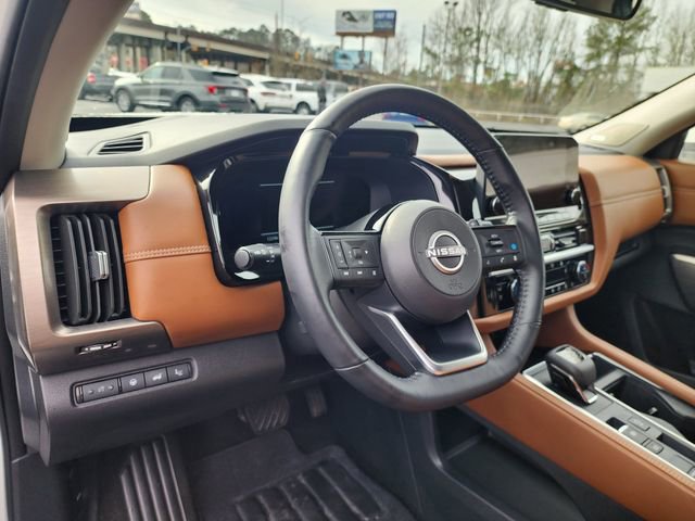 Used 2024 Nissan Pathfinder Platinum w/ Cargo Package image 13