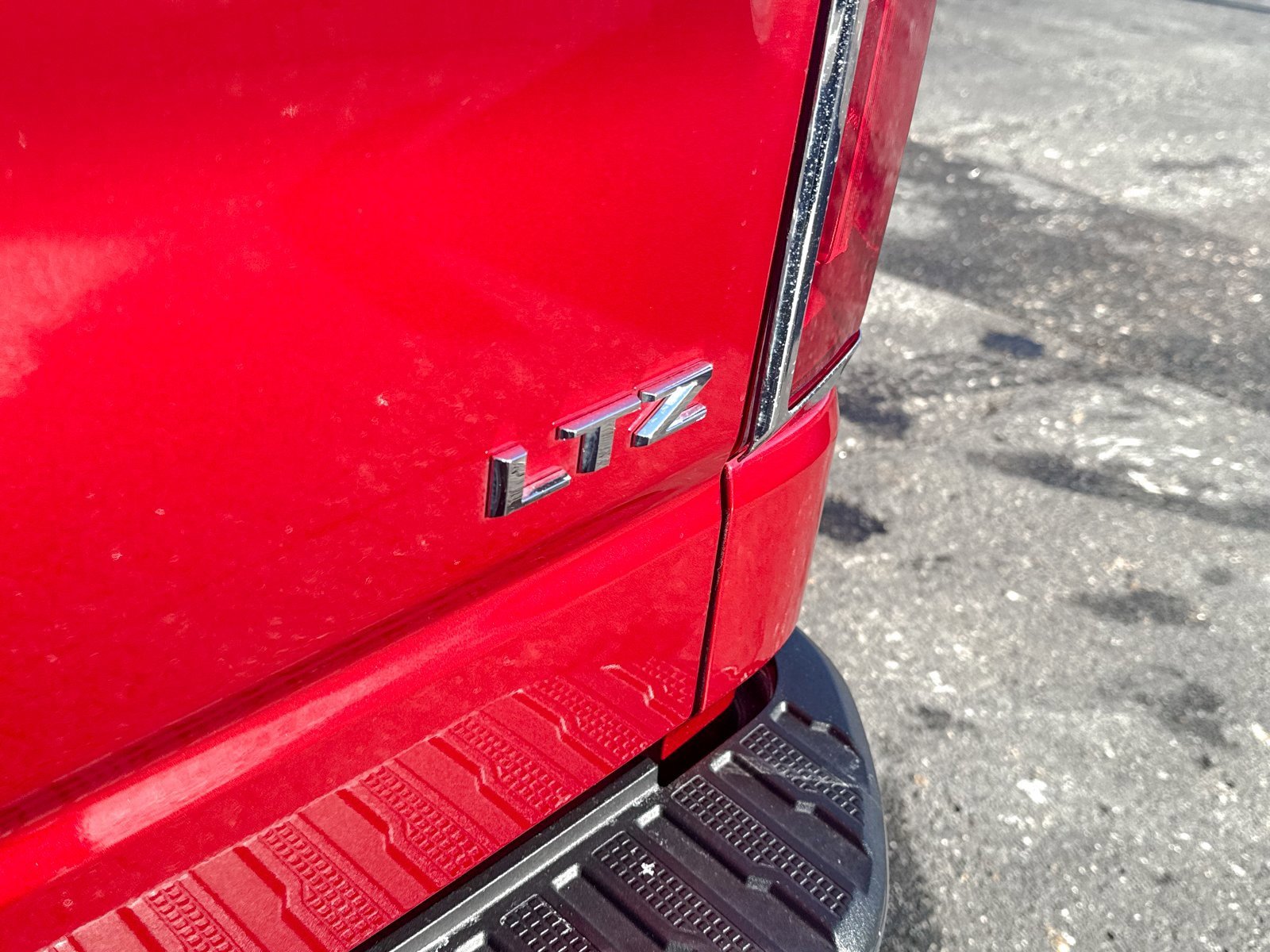 Certified 2024 Chevrolet Silverado 1500 LTZ image 9