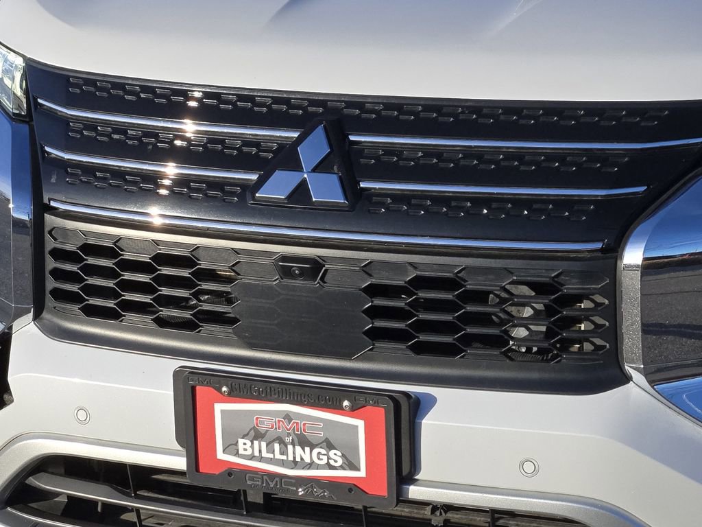 Used 2024 Mitsubishi Outlander SE image 38