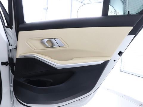 Used 2023 BMW 330i Sedan RWD image 41