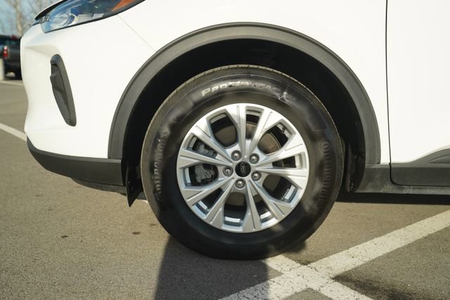 Used 2023 Ford Escape Active image 11