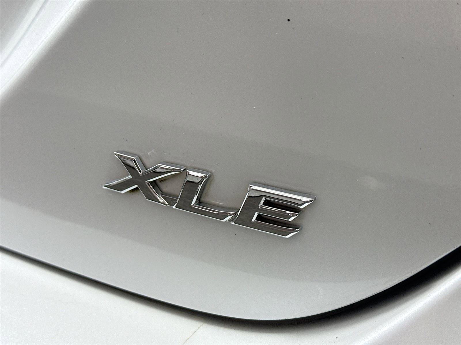 Certified 2022 Toyota Camry XLE image 14