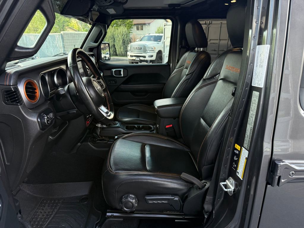 Used 2020 Jeep Gladiator Mojave w/ Dual Top Group AWD/4WD image 36