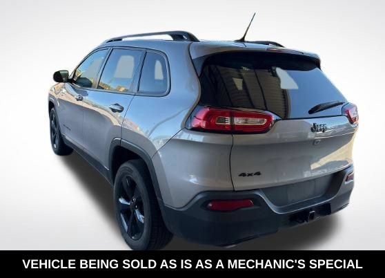 Used 2015 Jeep Cherokee Latitude w/ Cold Weather Group AWD/4WD image 4