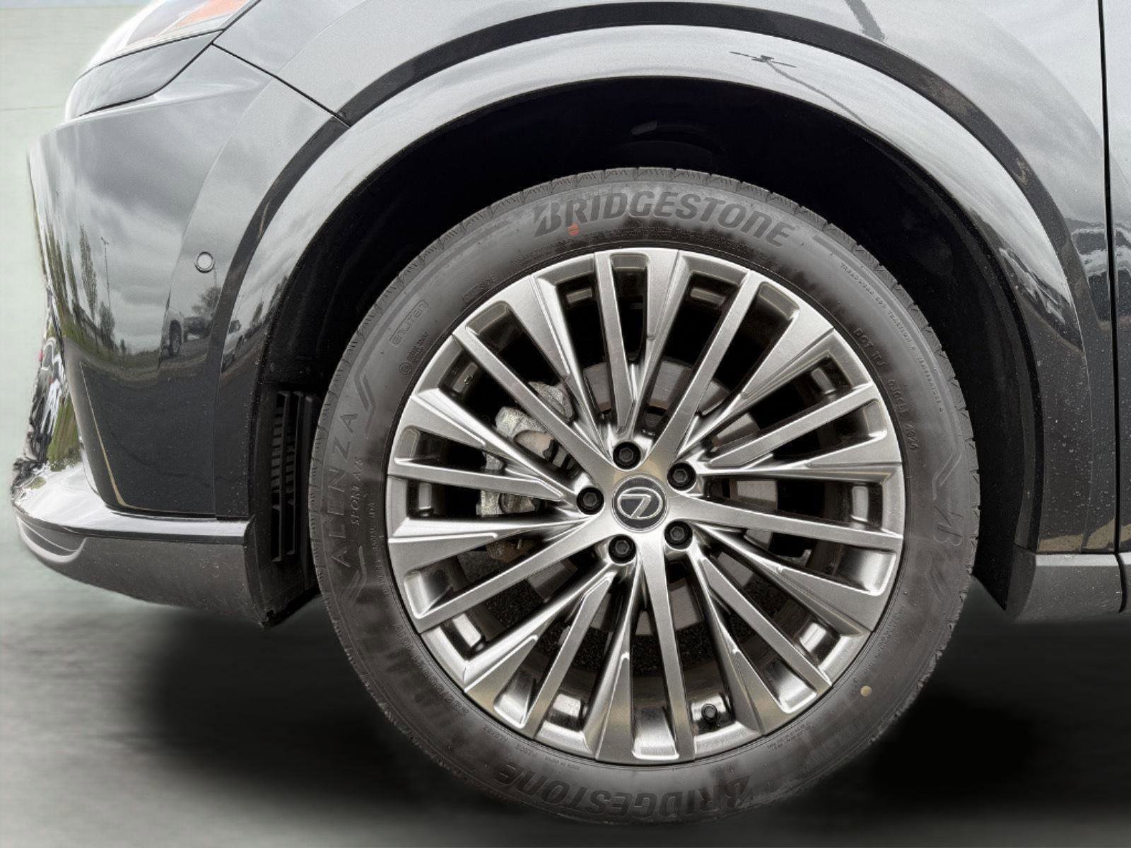Certified 2025 Lexus RX 450h AWD w/ Convenience Package image 8