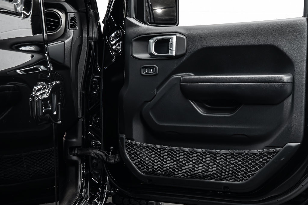 Used 2019 Jeep Wrangler Unlimited Sport S AWD/4WD image 18