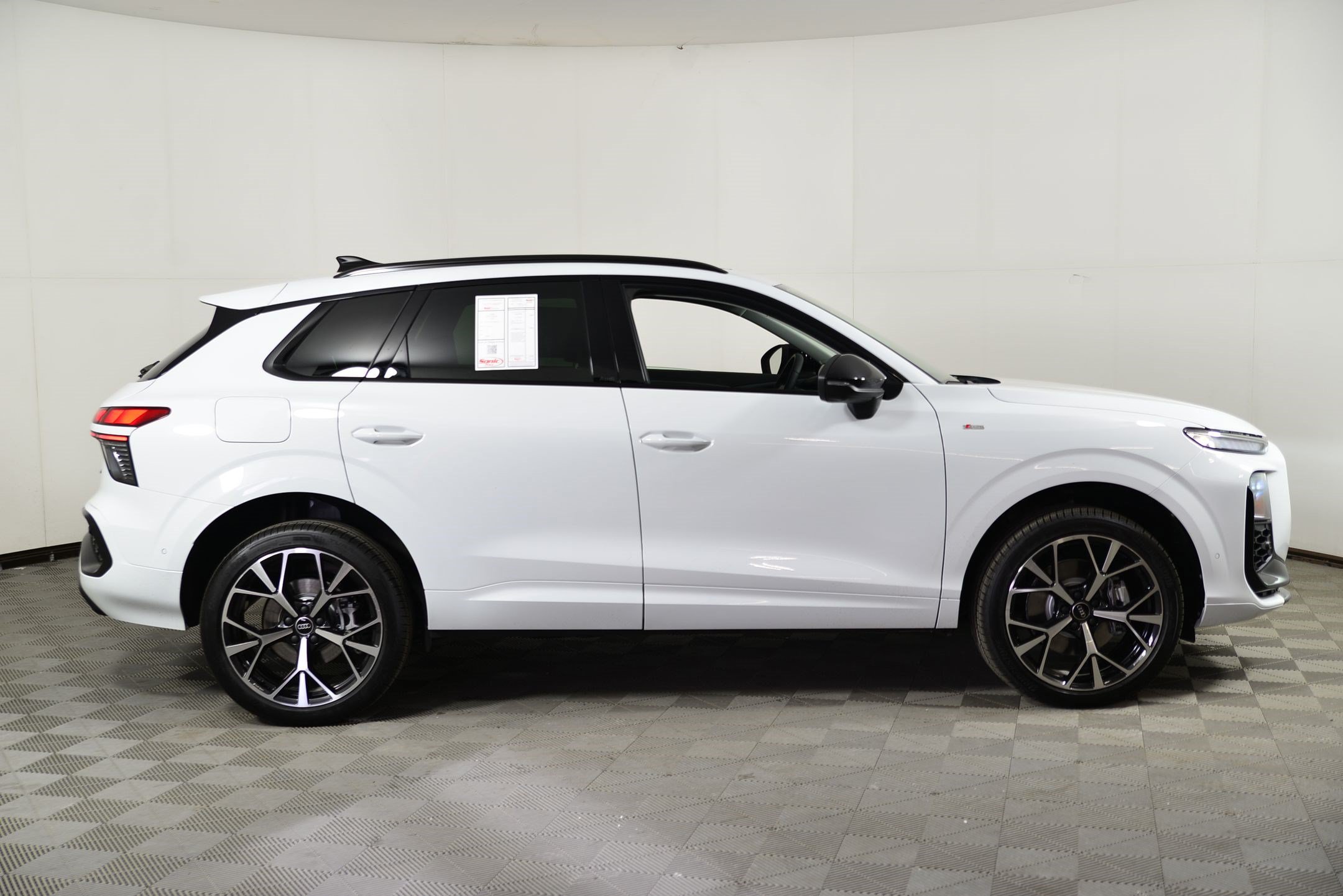 New 2026 Audi Q3 quattro 2.0T AWD/4WD image 8