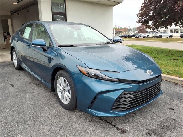 New 2026 Toyota Camry LE image 5