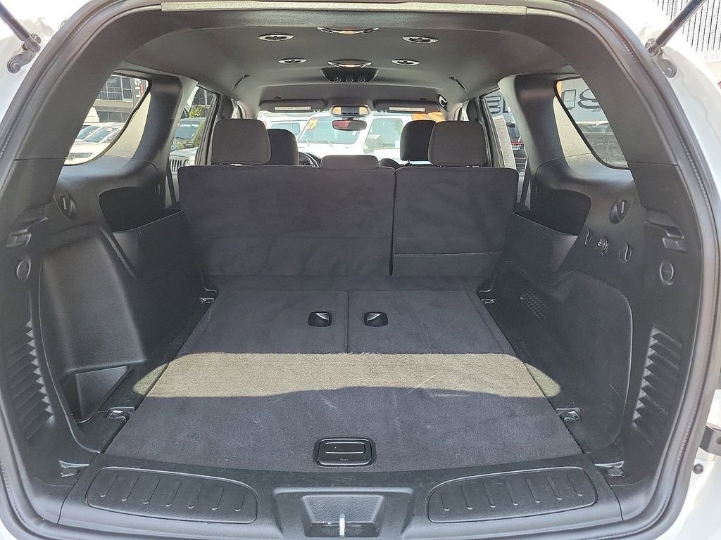 Used 2023 Dodge Durango SXT image 21