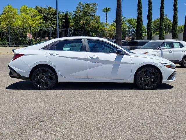 New 2026 Hyundai Elantra SEL Sport FWD image 31