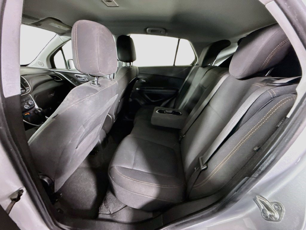 Used 2019 Chevrolet Trax LS FWD image 22