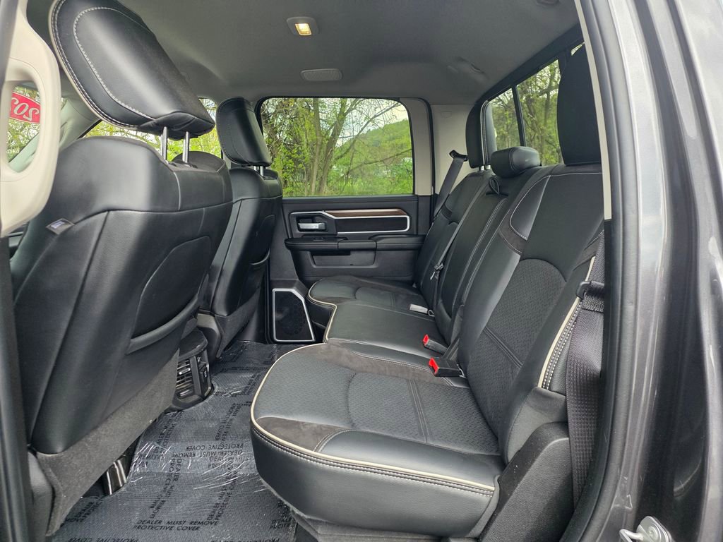 Used 2024 RAM 2500 Laramie AWD/4WD image 25
