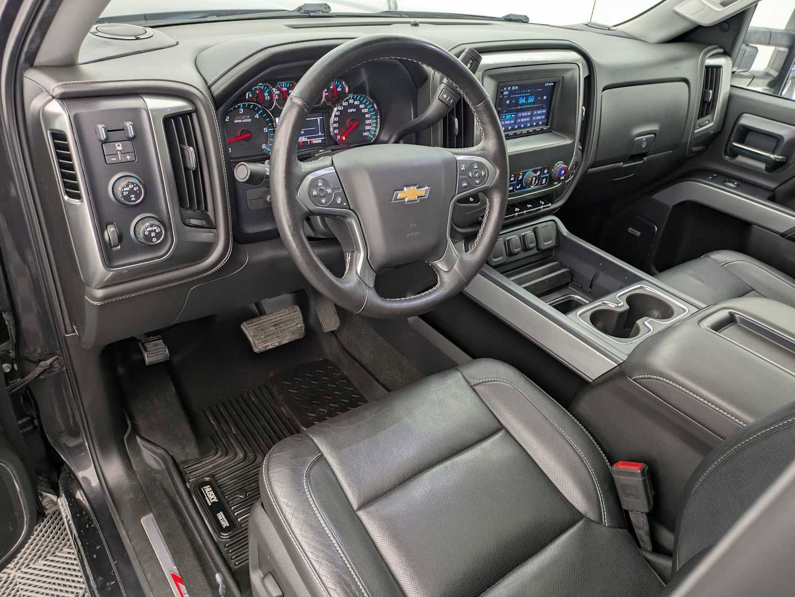 Used 2015 Chevrolet Silverado 1500 LTZ Z71 w/ LTZ Plus Package image 2
