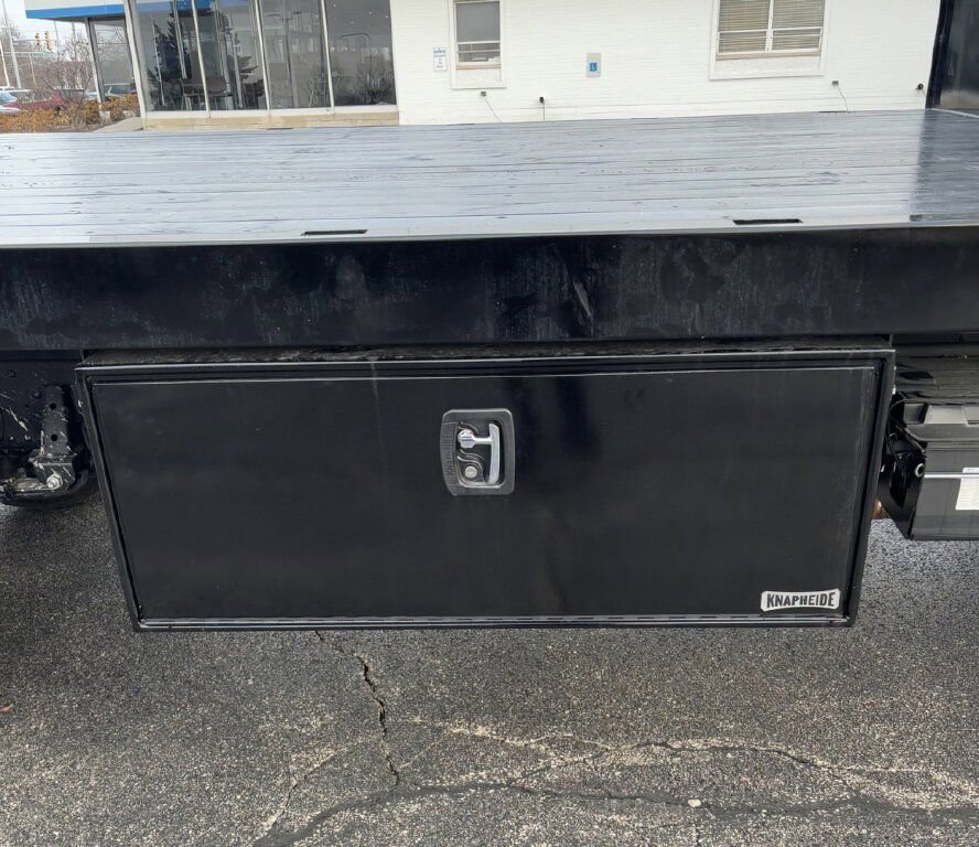 New 2025 Chevrolet Low Cab Forward image 7