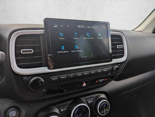 Certified 2025 Hyundai Venue Limited FWD image 17