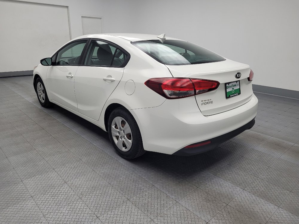 Used 2017 Kia Forte LX image 5