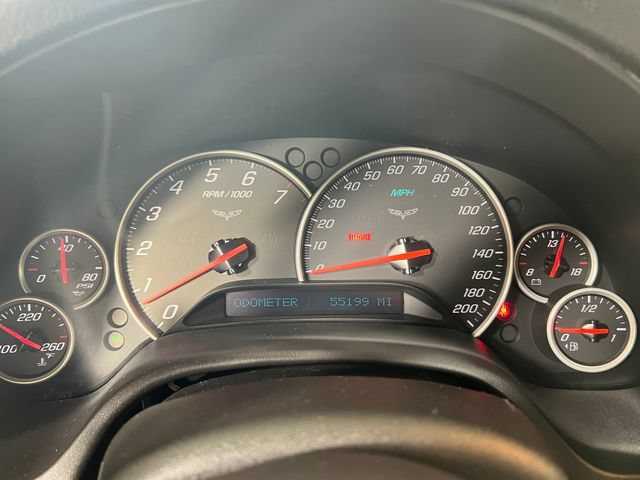 Used 2005 Chevrolet Corvette Coupe w/ Preferred Equipment Group RWD image 16