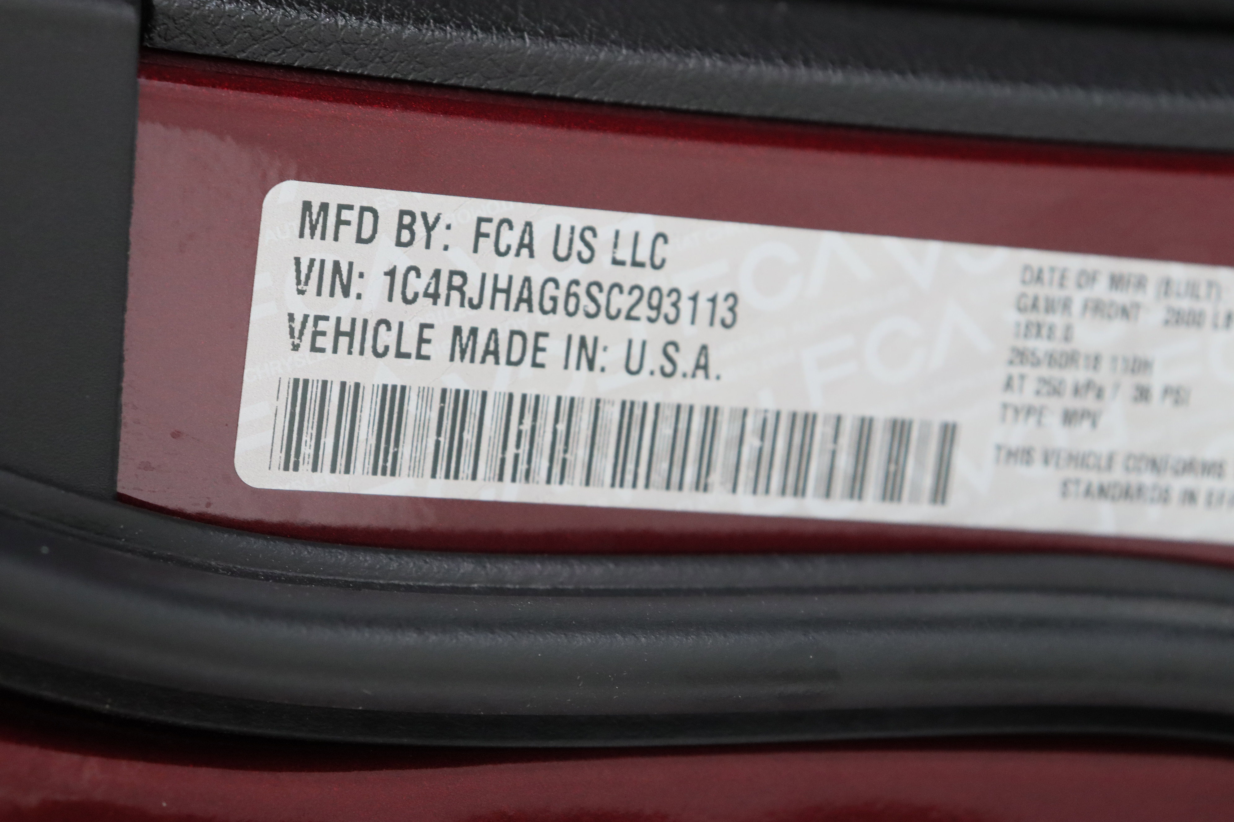Used 2025 Jeep Grand Cherokee Altitude AWD/4WD image 43
