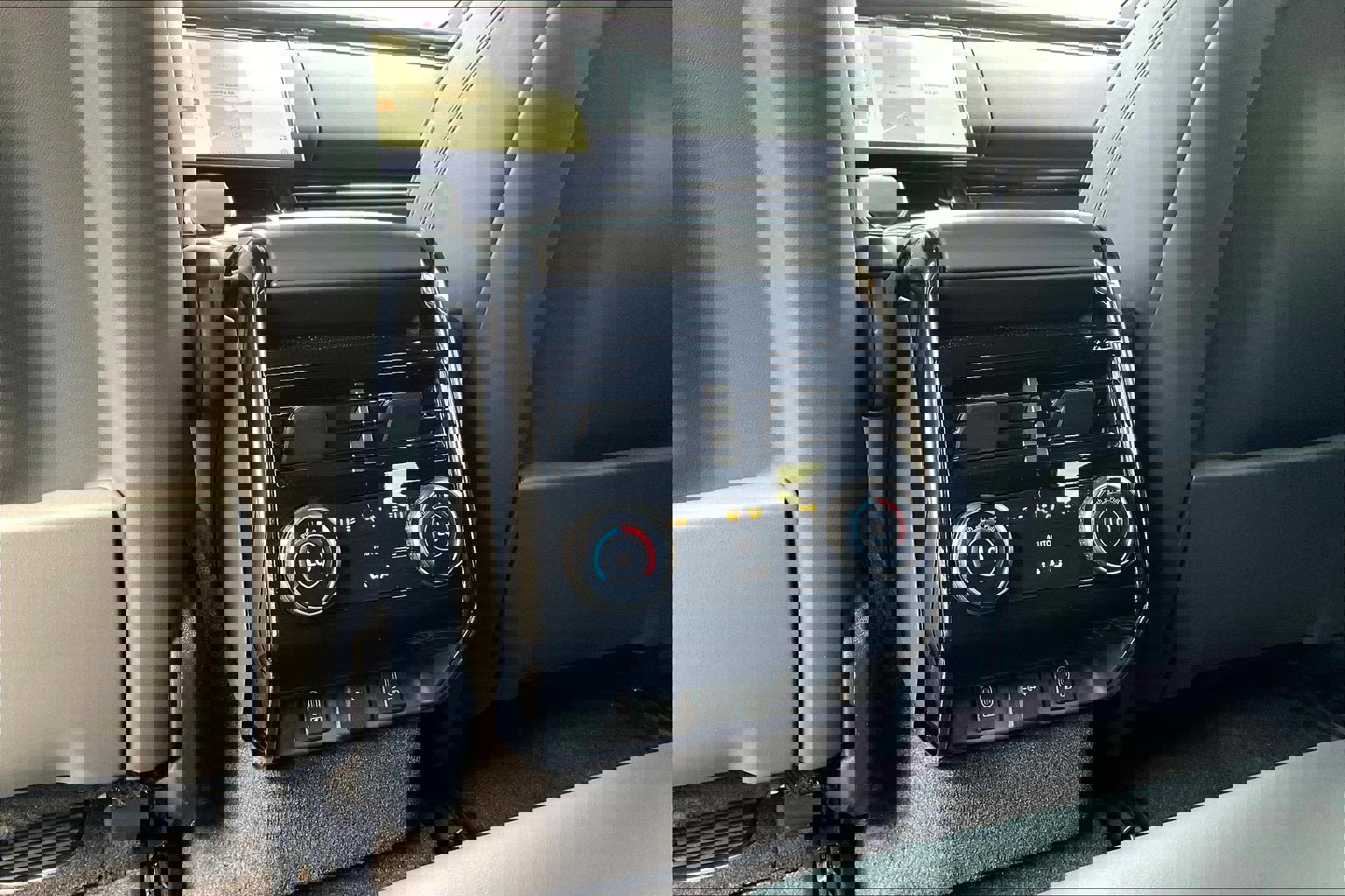 New 2026 Land Rover Range Rover Sport Dynamic SE image 21